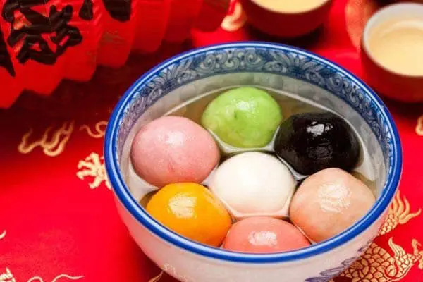 Tangyuan (Sweet Rice Balls)
